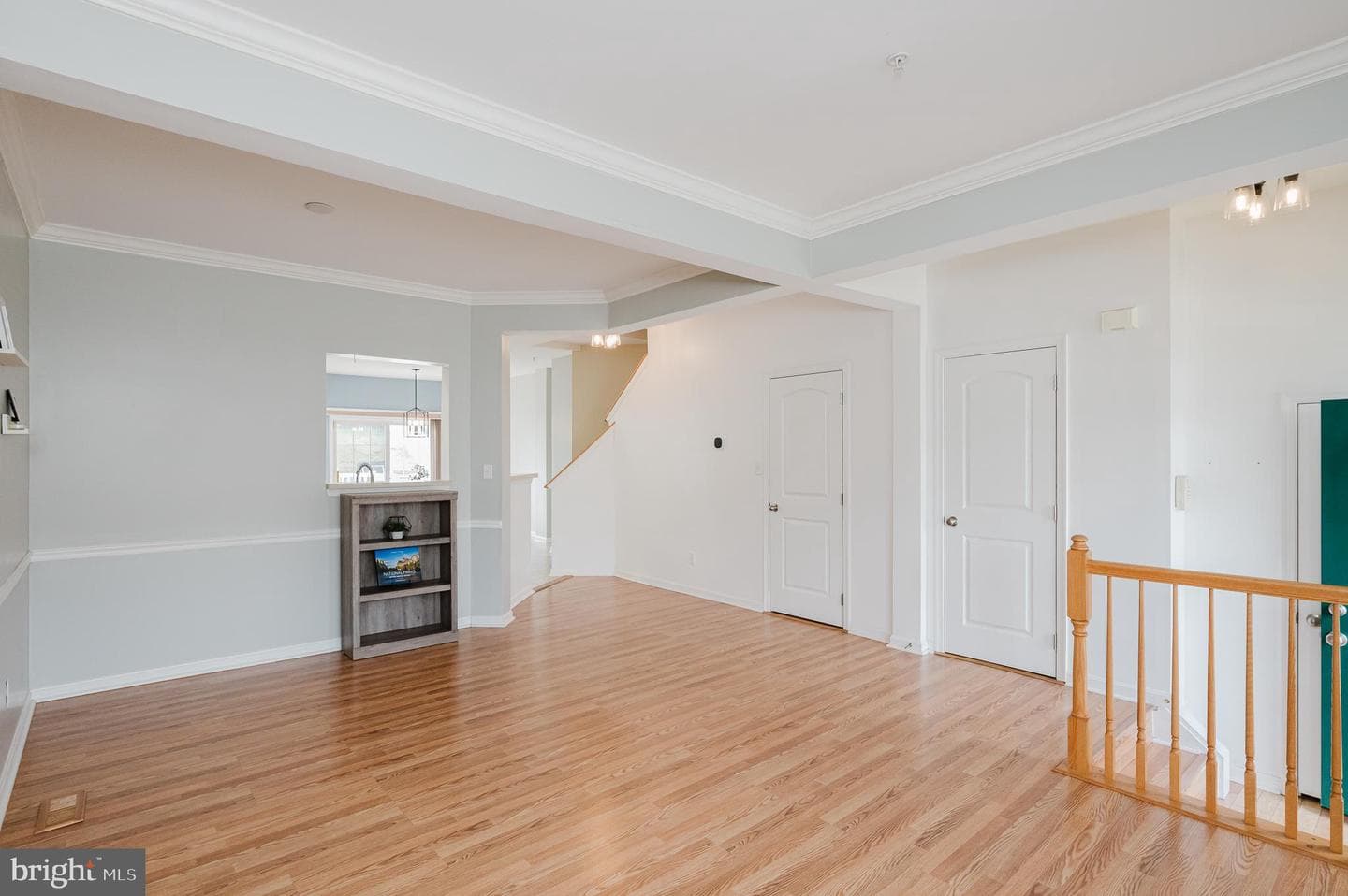 524 Kirkcaldy Way photo 10