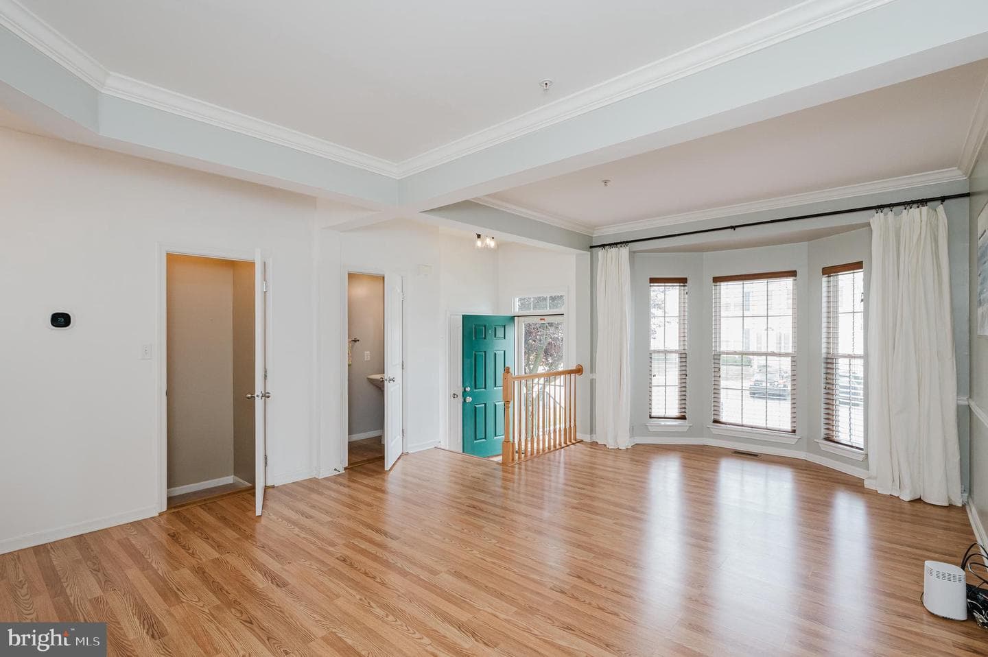 524 Kirkcaldy Way photo 4