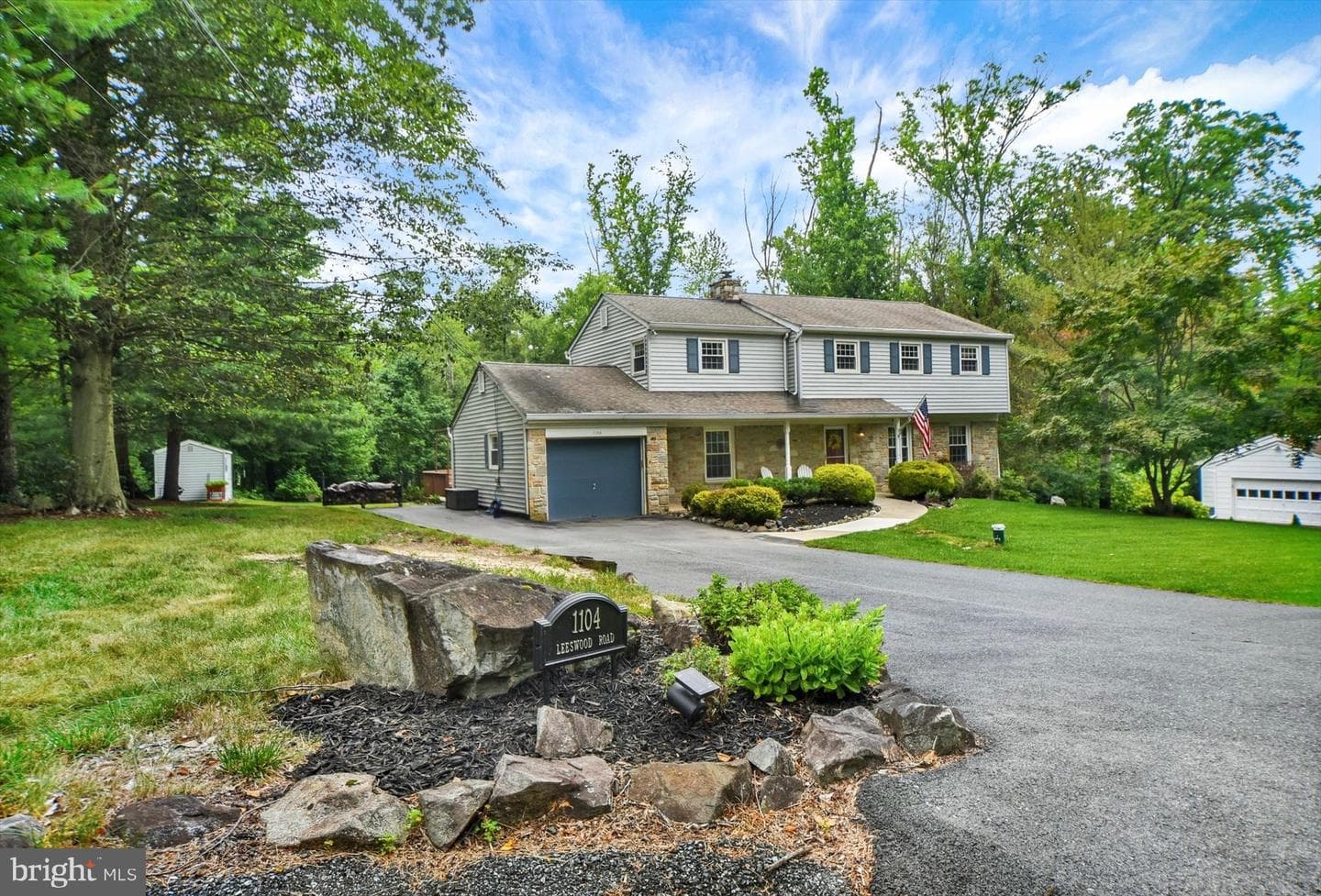 1104 Leeswood Road photo 7