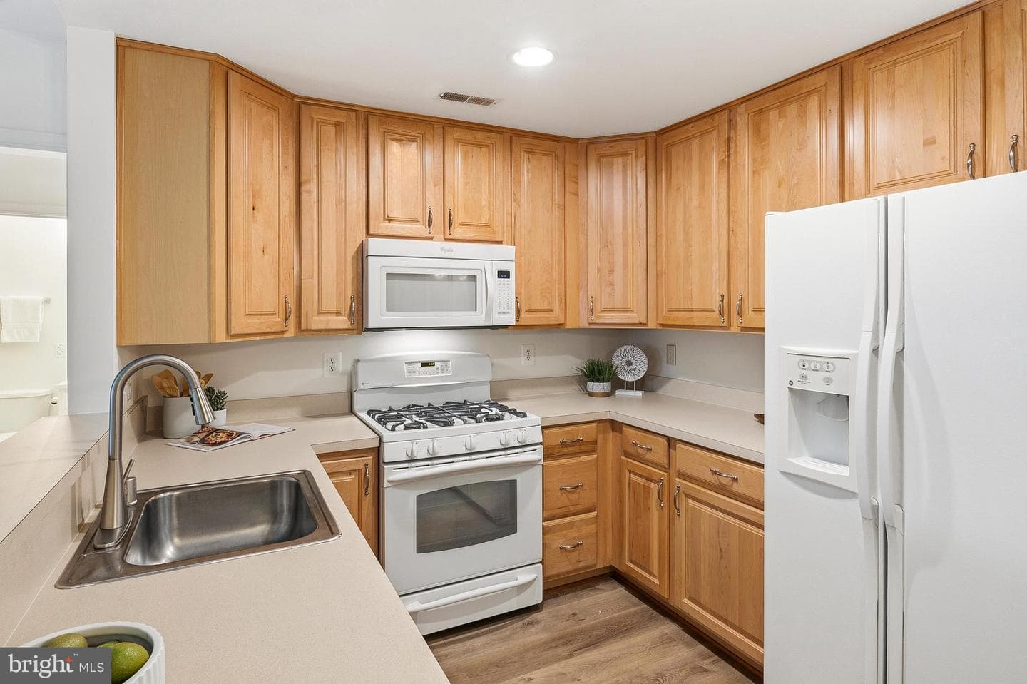 506 Lloyd Place #9 photo 7
