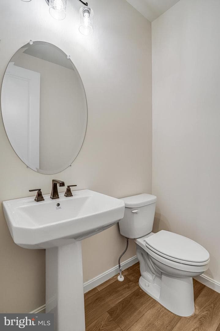 1617 Shady Tree Court photo 11