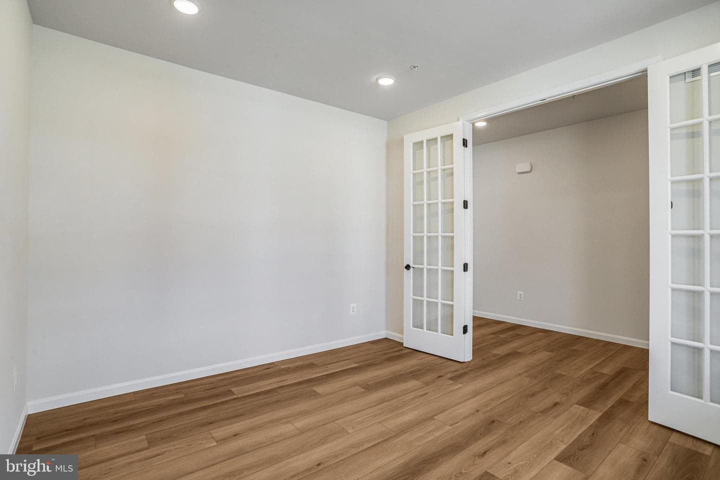 1617 Shady Tree Court photo 7