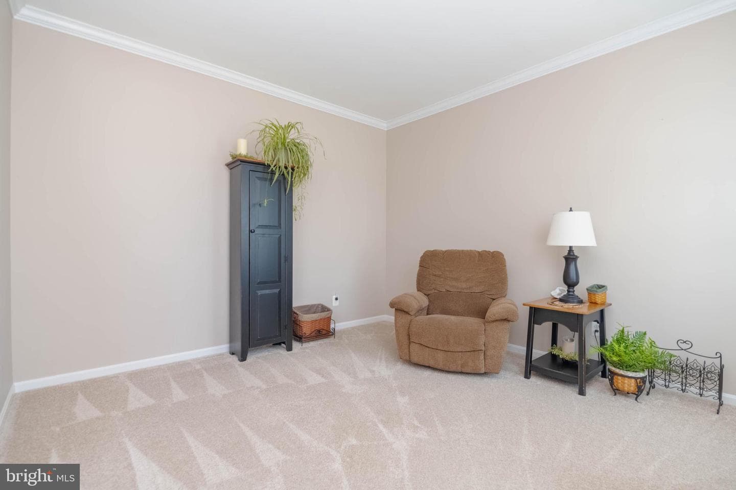 1438 Moonshadow Road photo 18