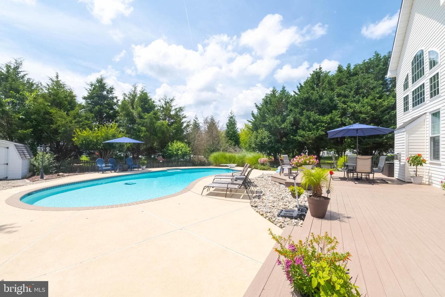 1438 Moonshadow Road photo 59