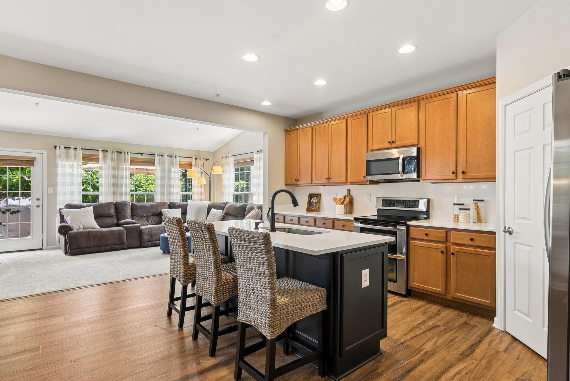519 Lothian Way #180 photo 5