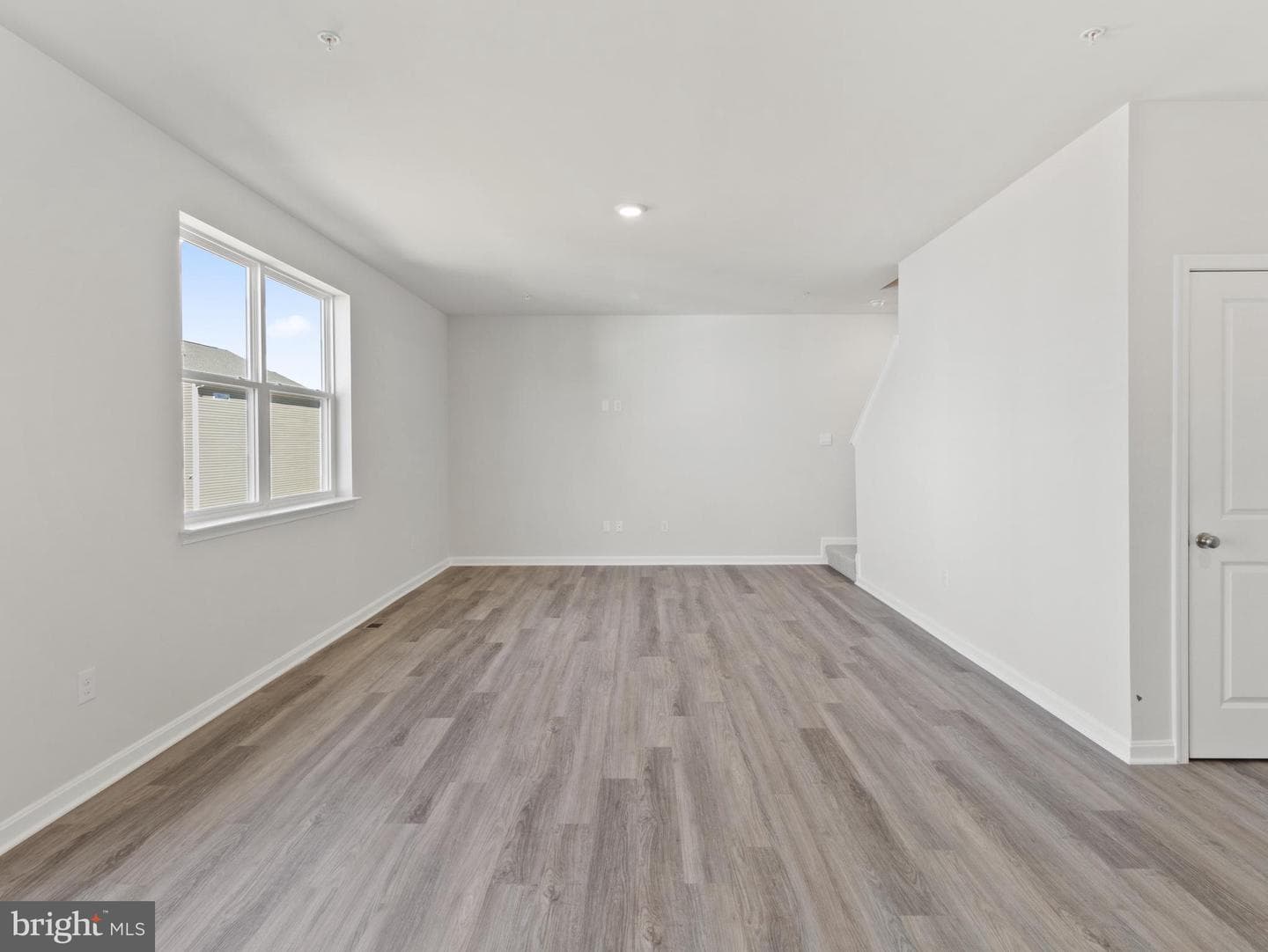 812 Spikeresh Way photo 18