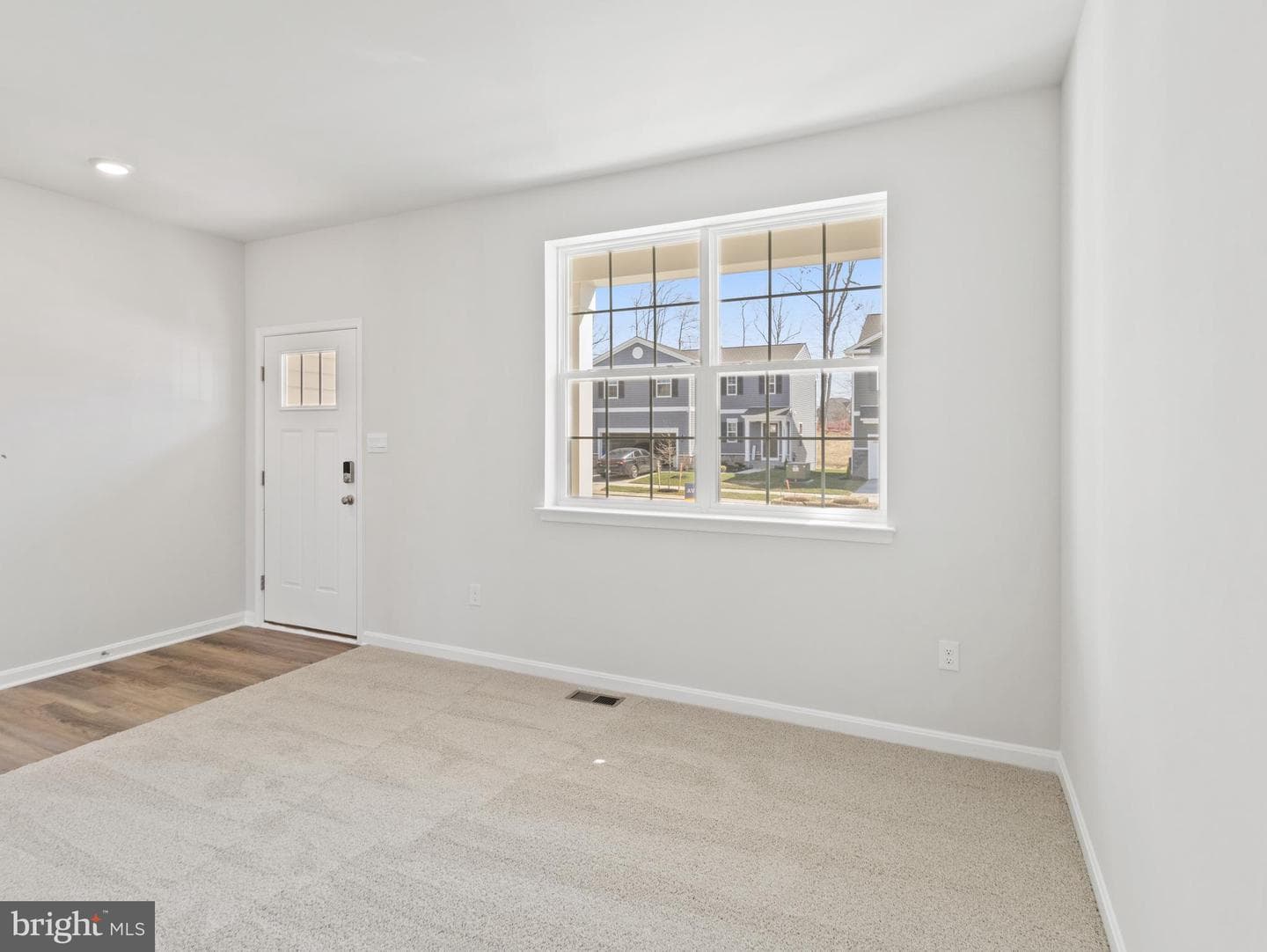 812 Spikeresh Way photo 20