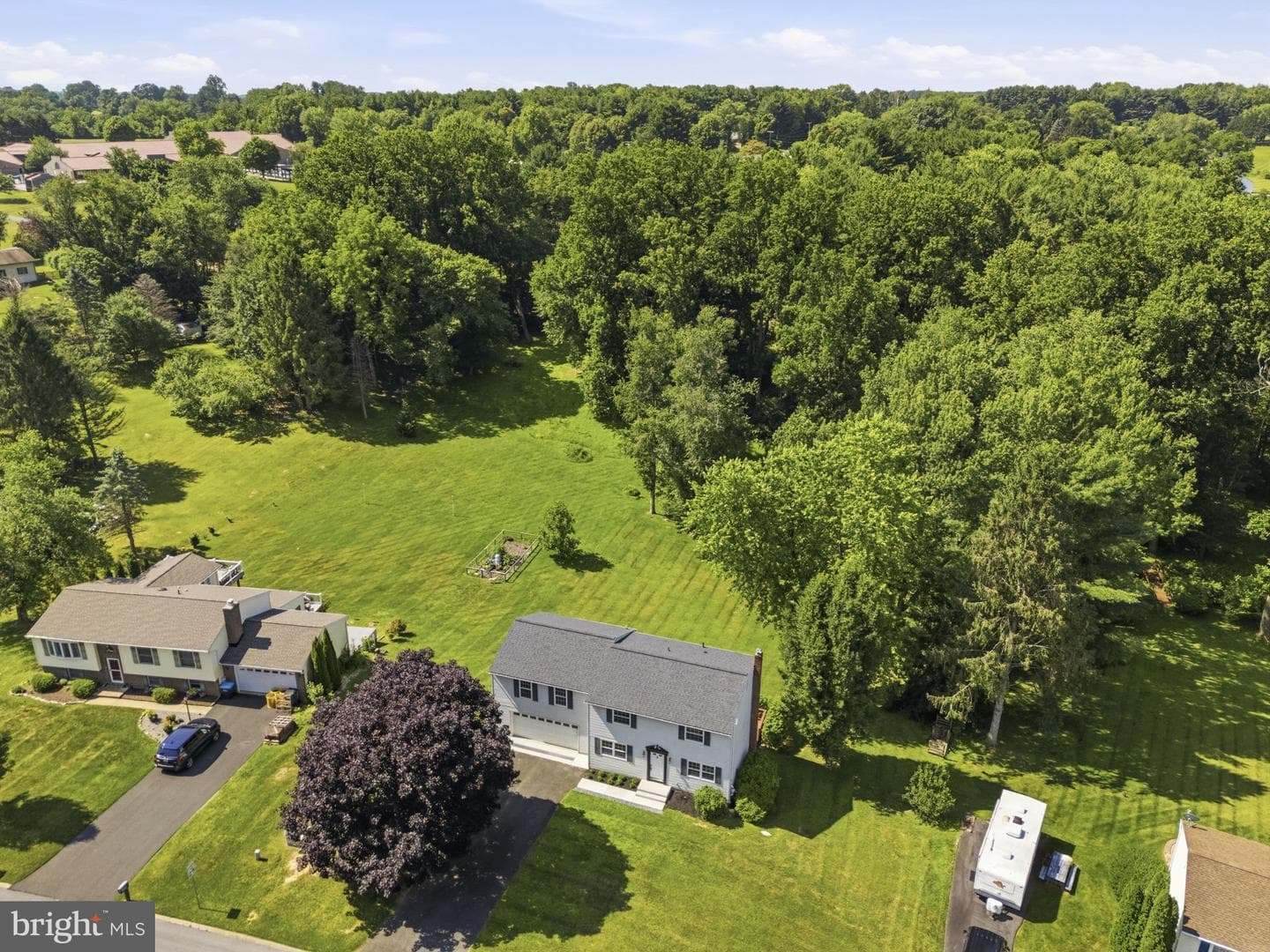 3906 Boxwood Road photo 4