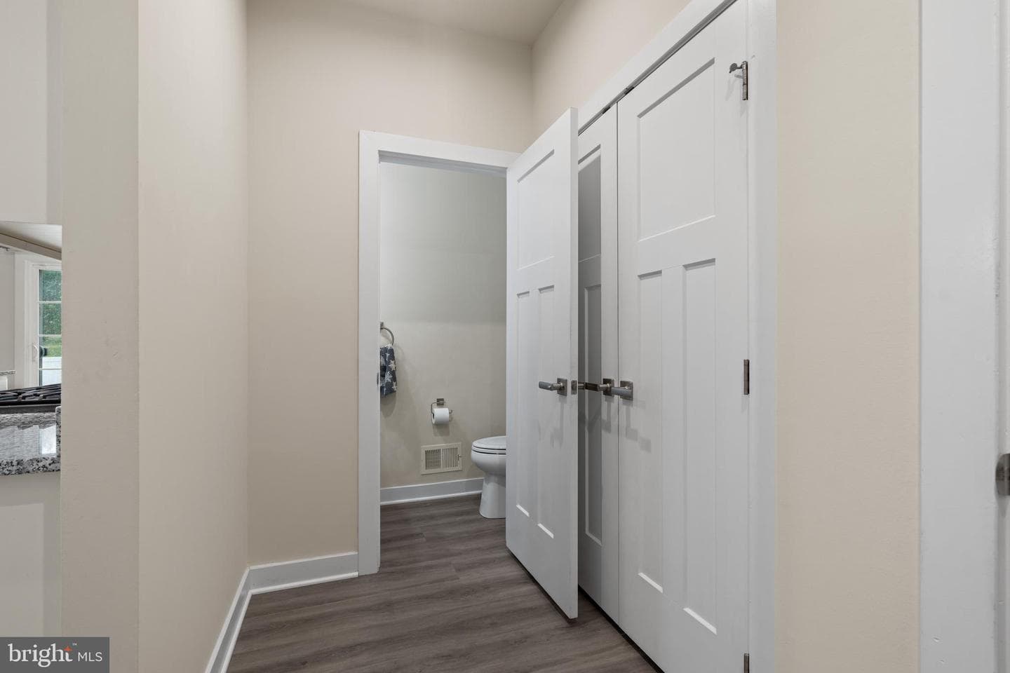 3604 Darvell Circle photo 26
