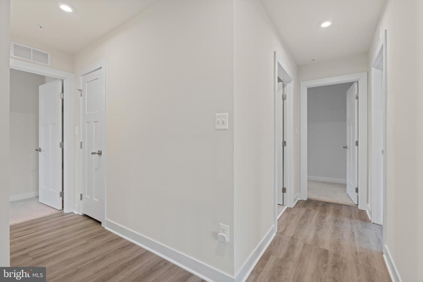 3604 Darvell Circle photo 29