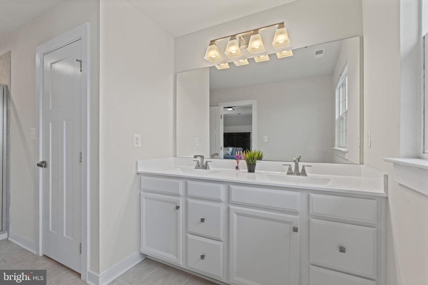 3604 Darvell Circle photo 38