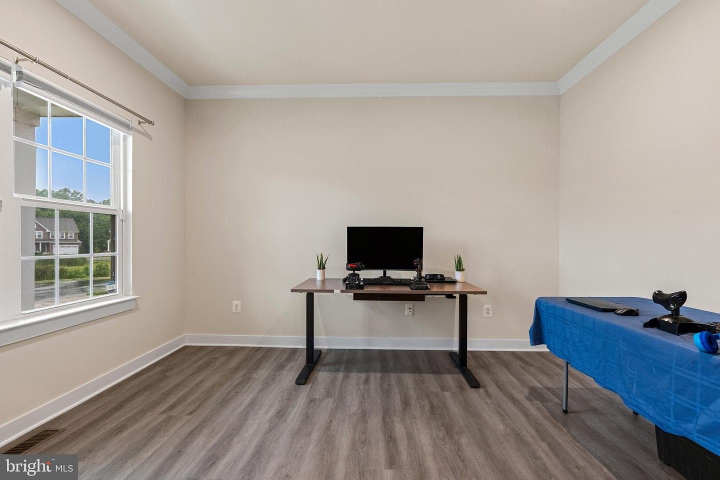3604 Darvell Circle photo 9