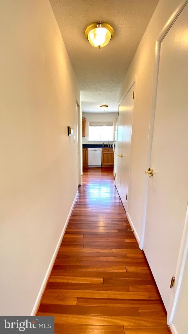109 Breakwater Ct photo 12