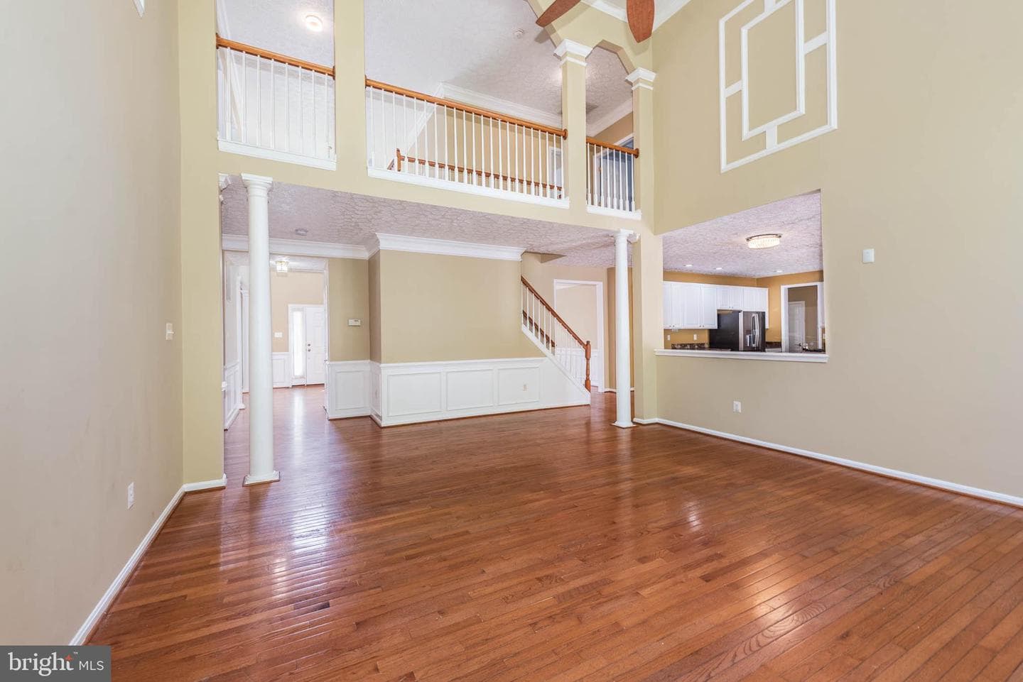 583 Windsong Dr photo 14
