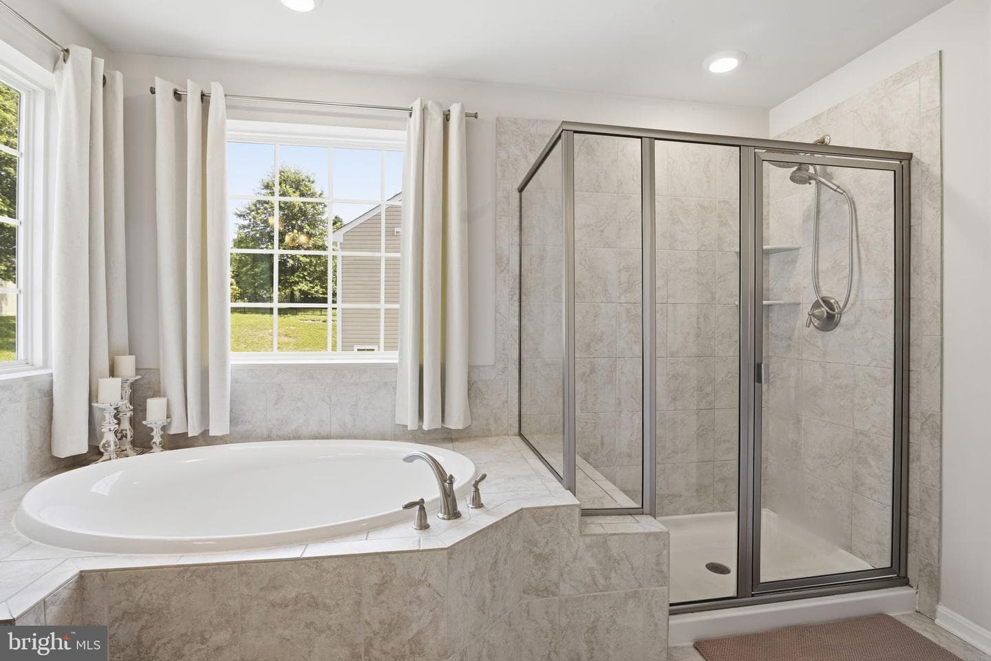 1301 Exmoor Lane photo 31