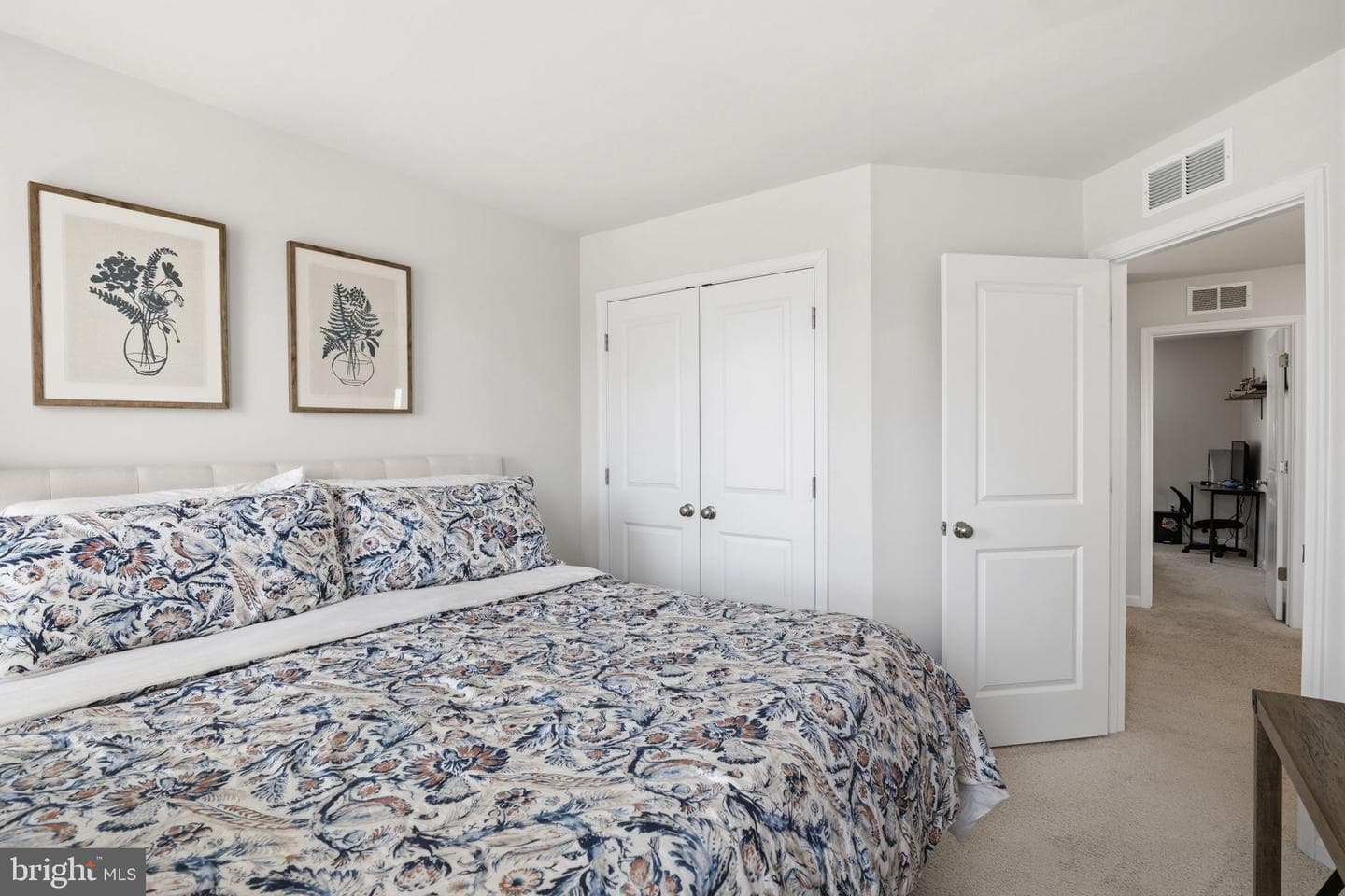 1301 Exmoor Lane photo 34