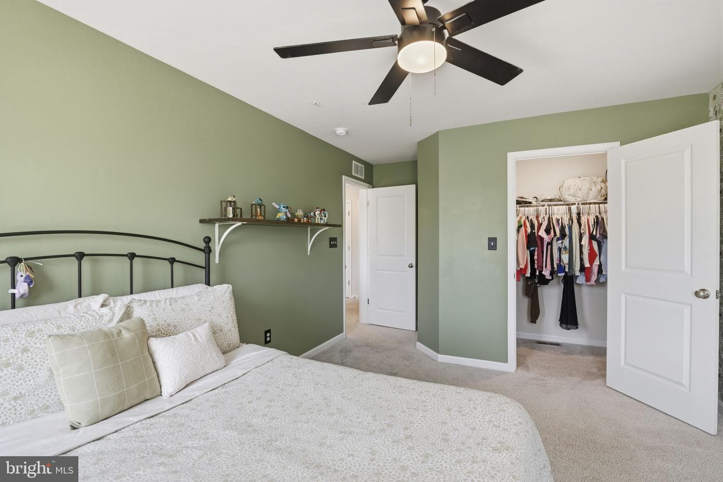1301 Exmoor Lane photo 38