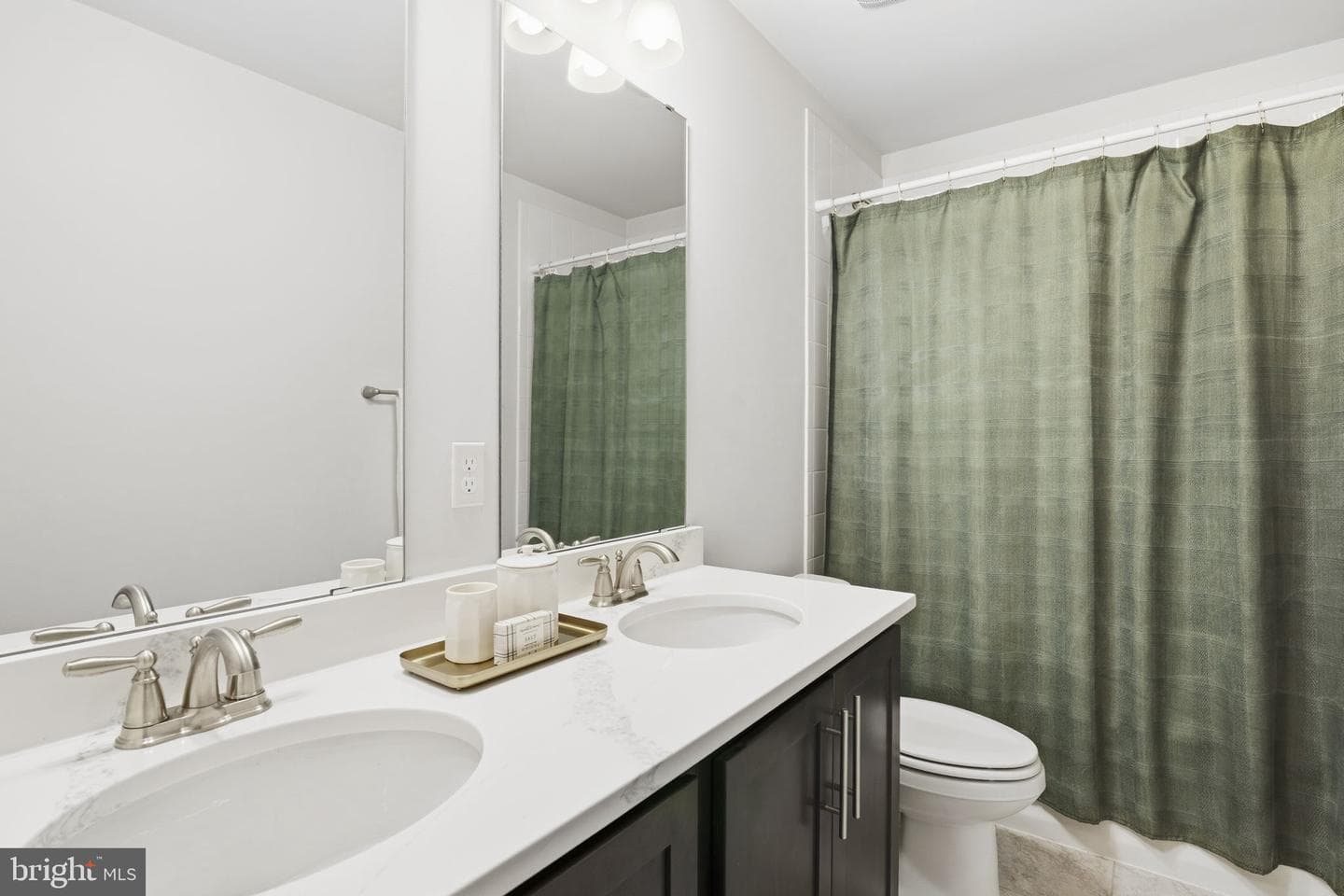 1301 Exmoor Lane photo 39