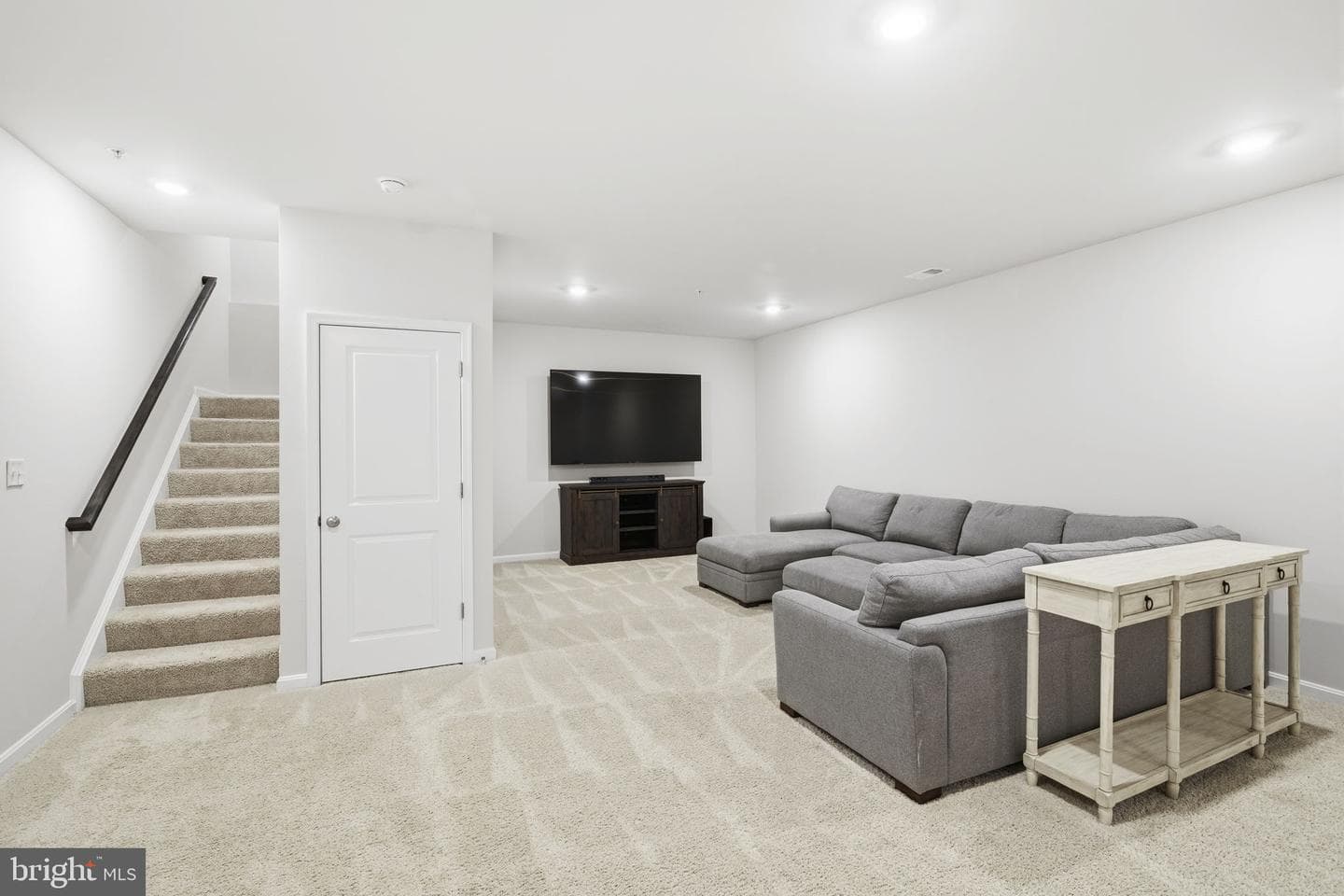 1301 Exmoor Lane photo 40