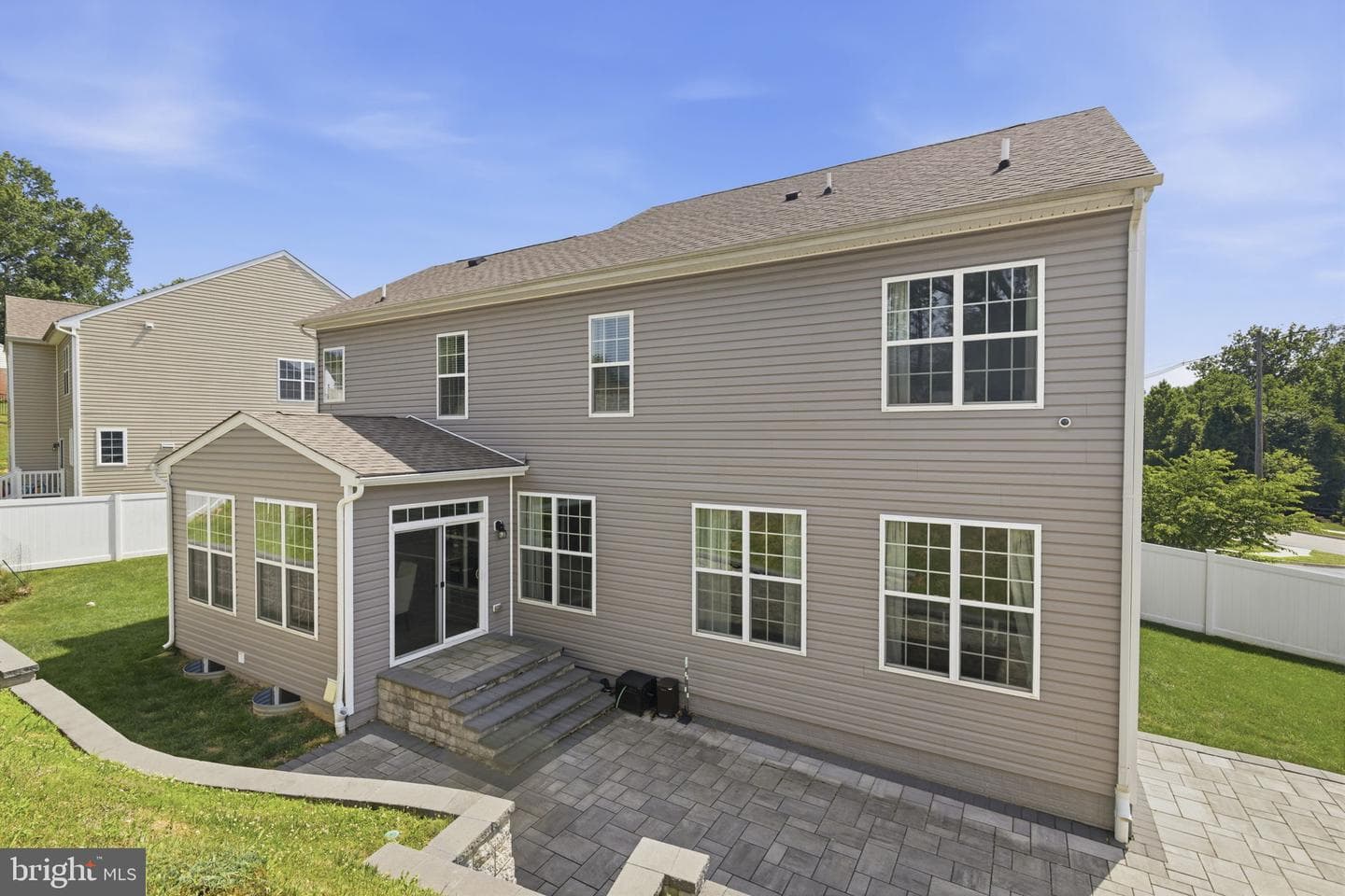 1301 Exmoor Lane photo 45