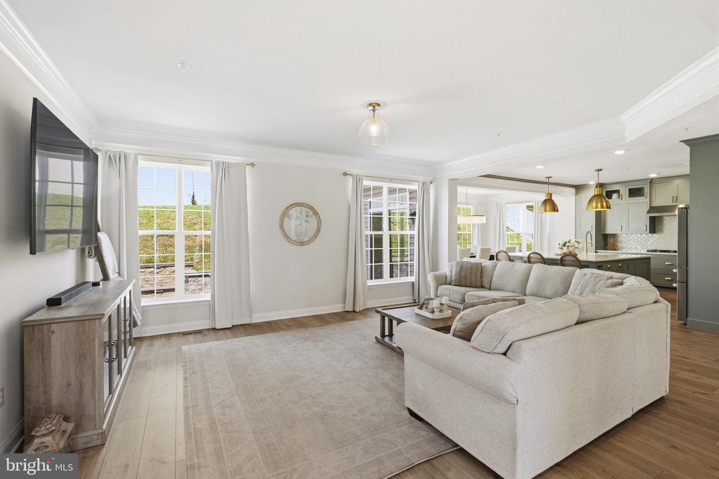 1301 Exmoor Lane photo 7