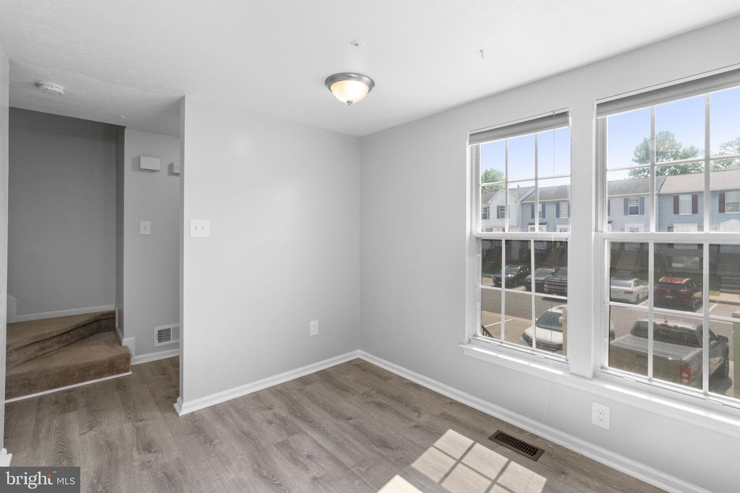 916 Pirates Court photo 12