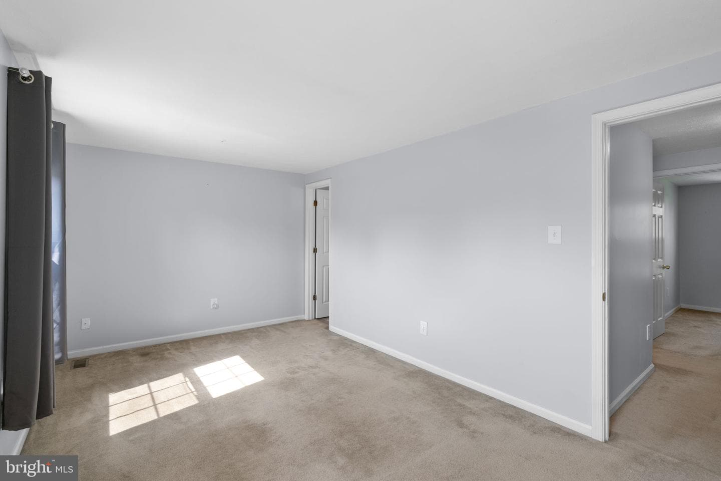 916 Pirates Court photo 15