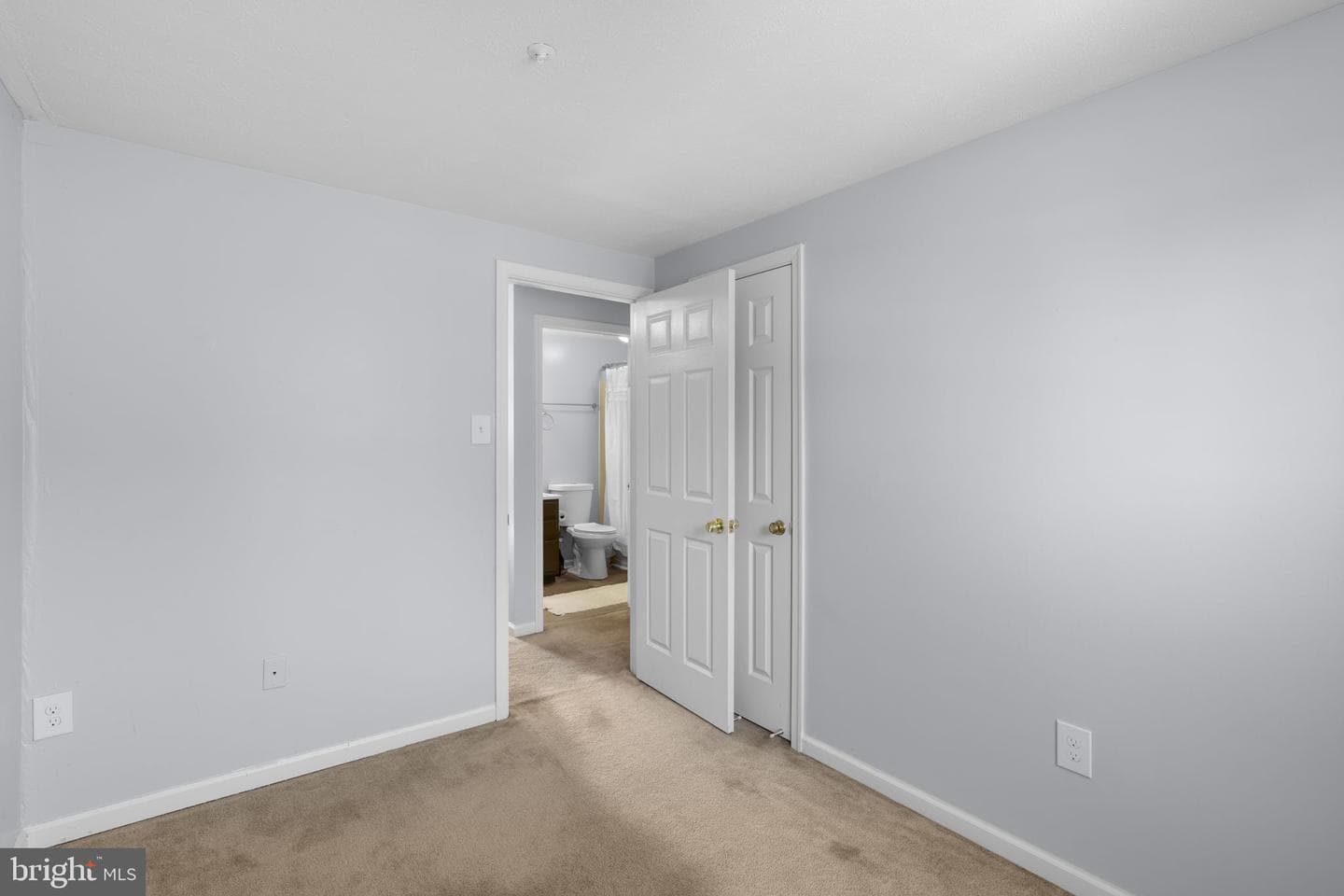916 Pirates Court photo 23