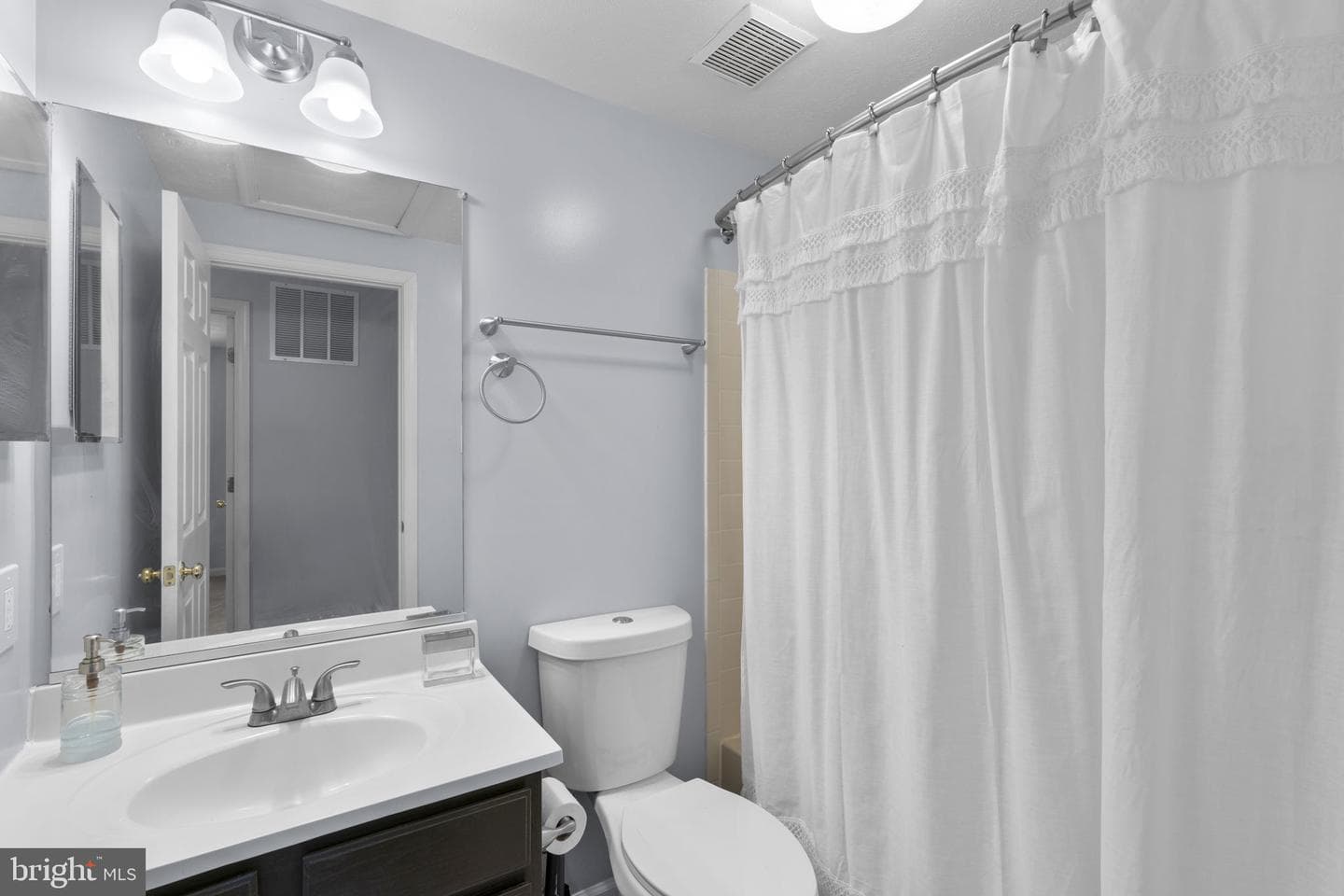 916 Pirates Court photo 28
