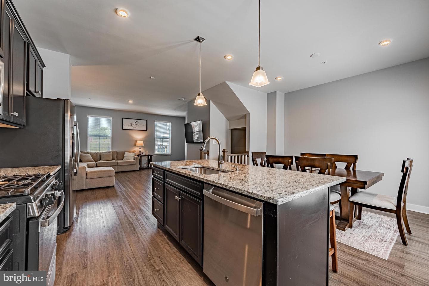 2528 Schooner Way photo 5