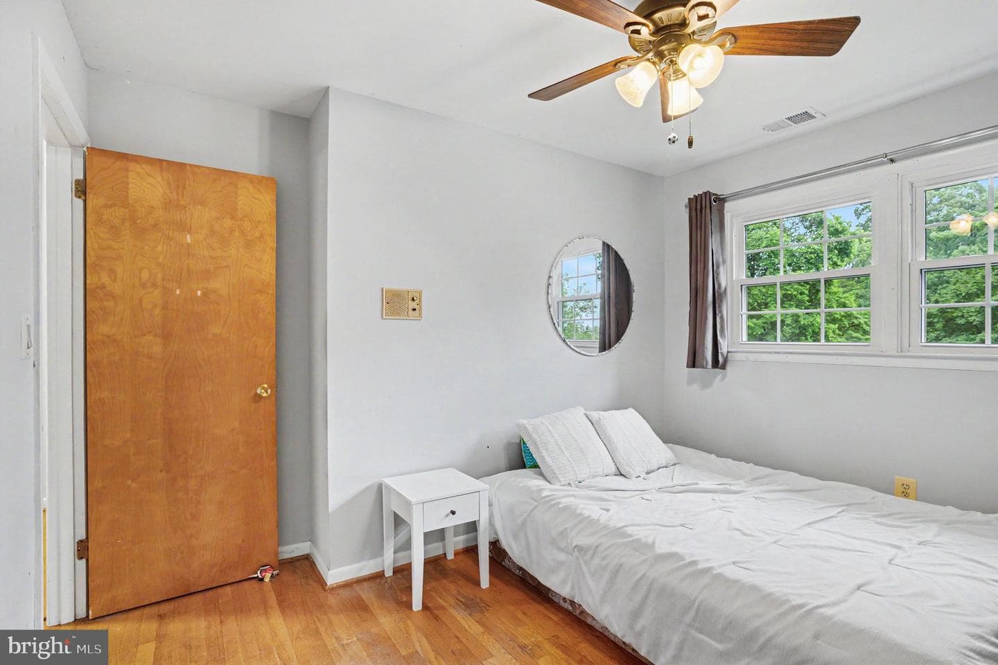 213 Glenwood Road photo 27