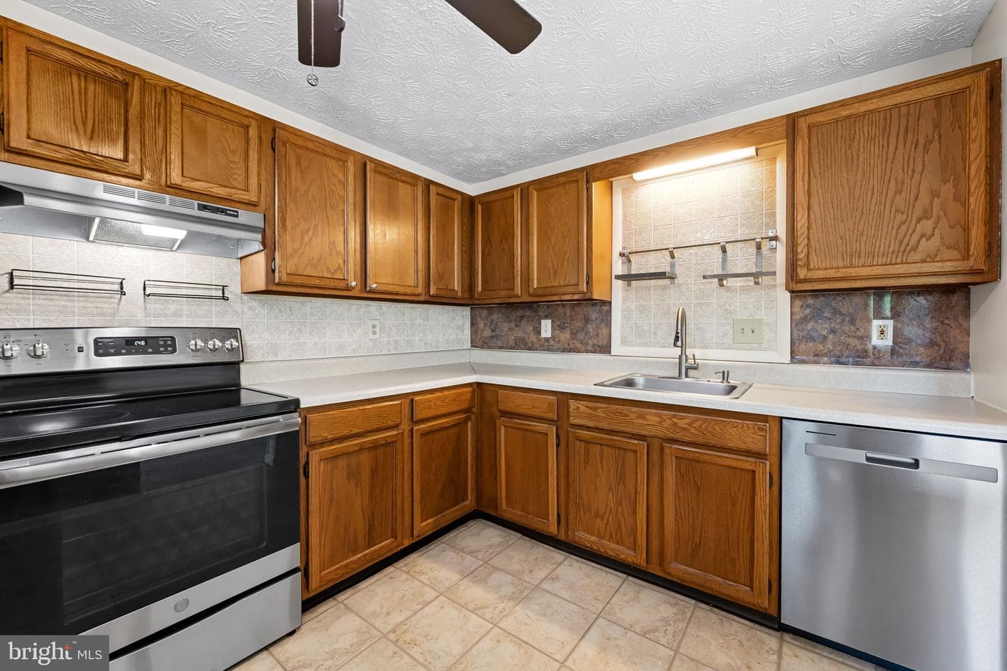 1006 Agate Drive photo 7
