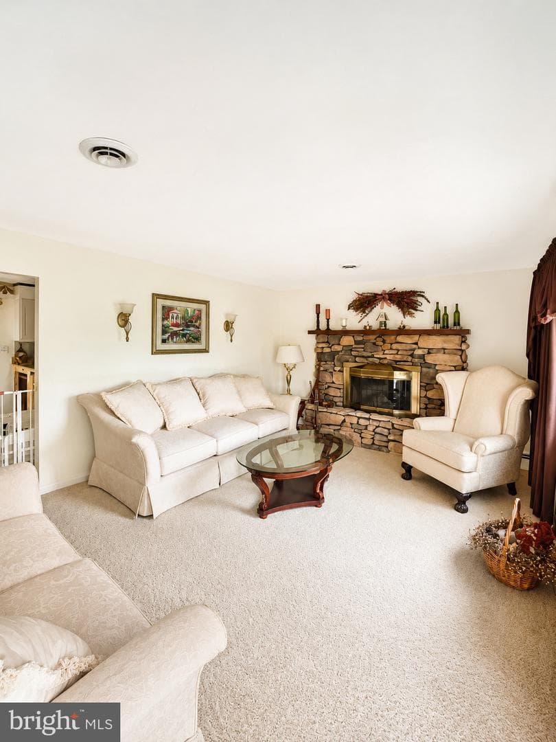 2021 S Fountain Green Road photo 6