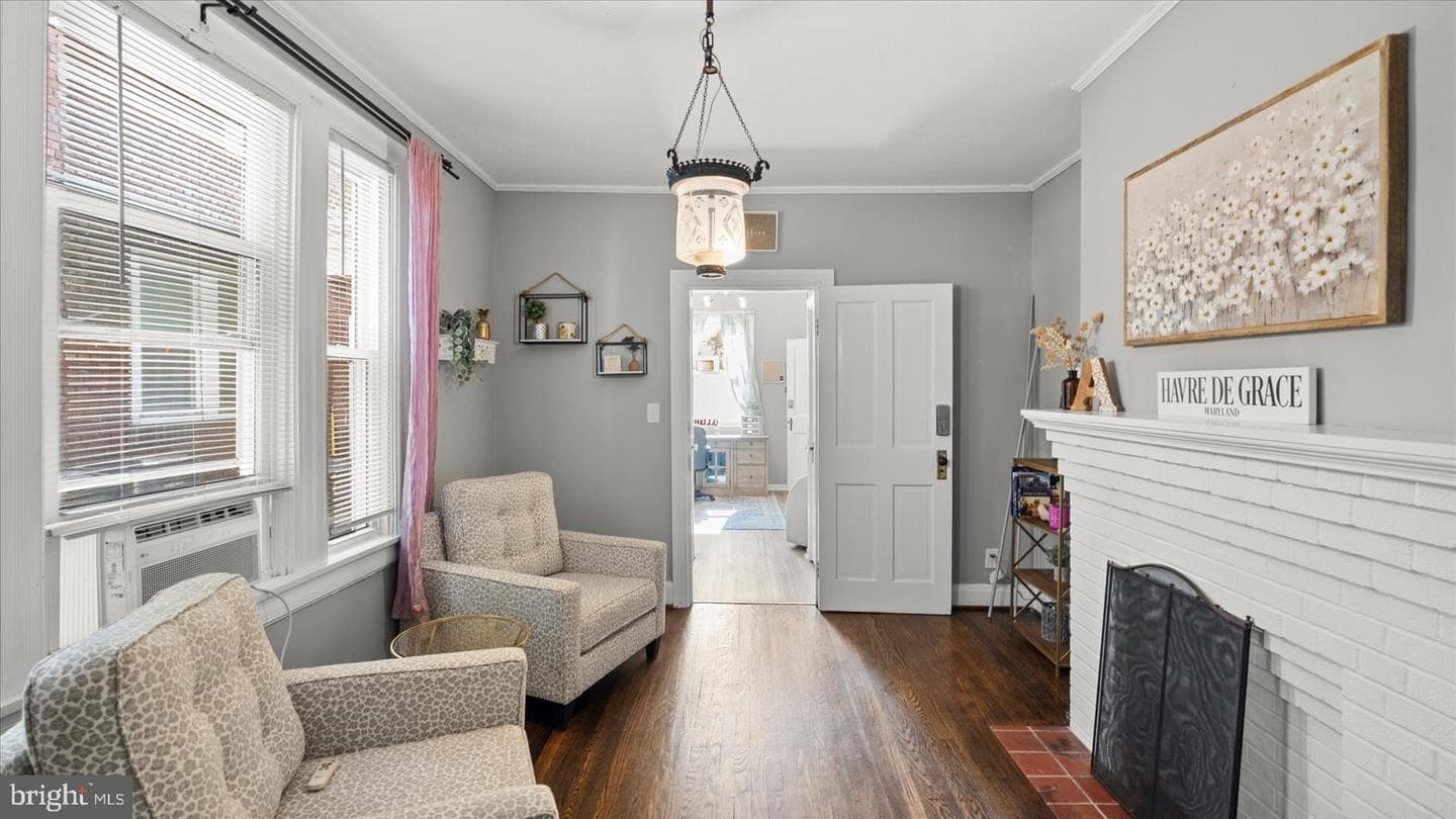 216 N Union Avenue photo 4