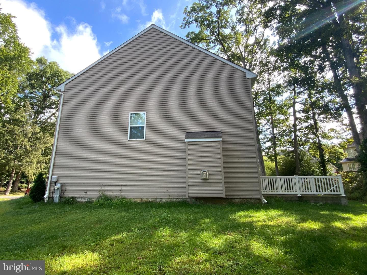 2909 Willoughby Beach Road photo 33