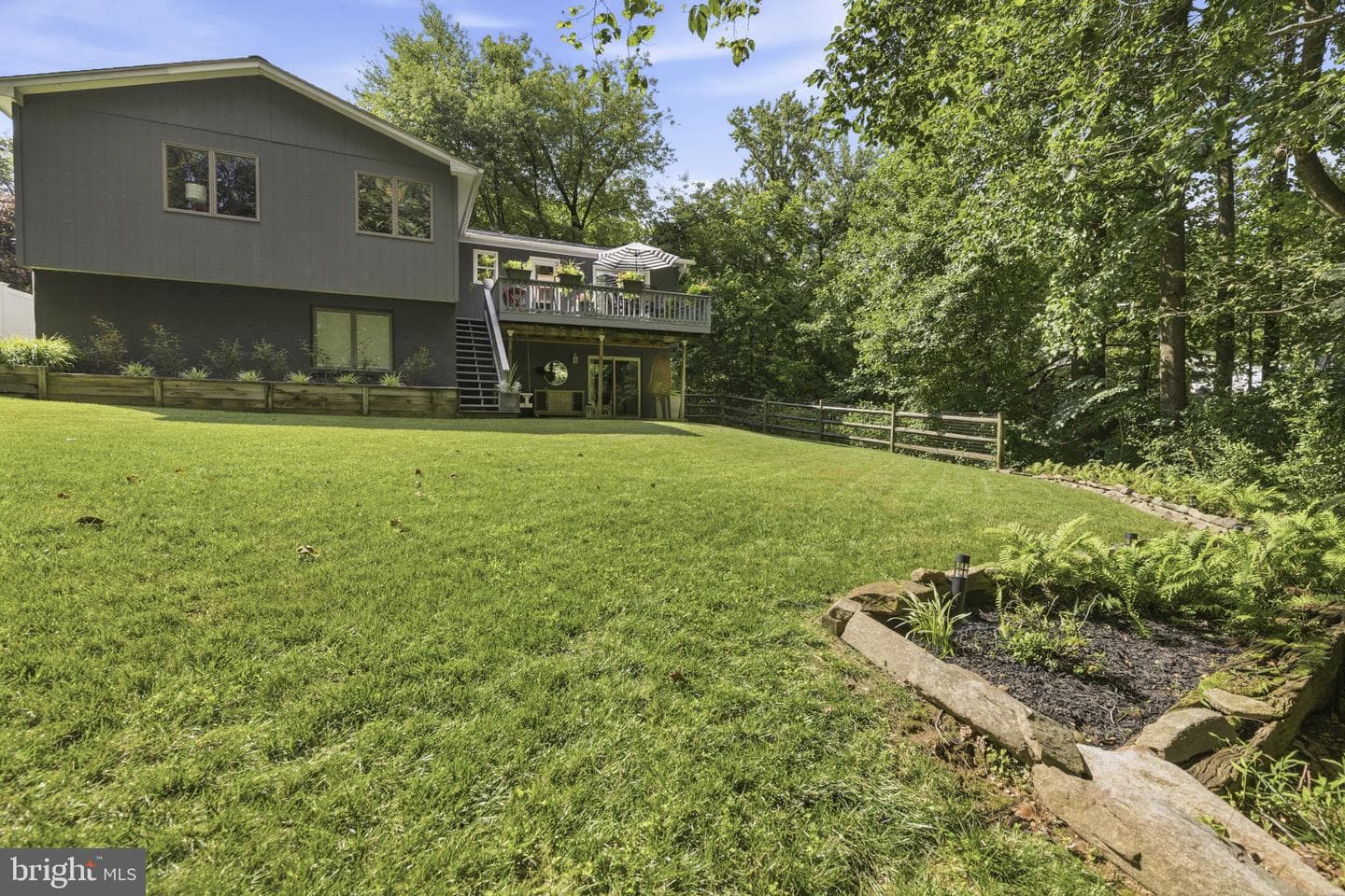 303 Bright Oaks Drive photo 36