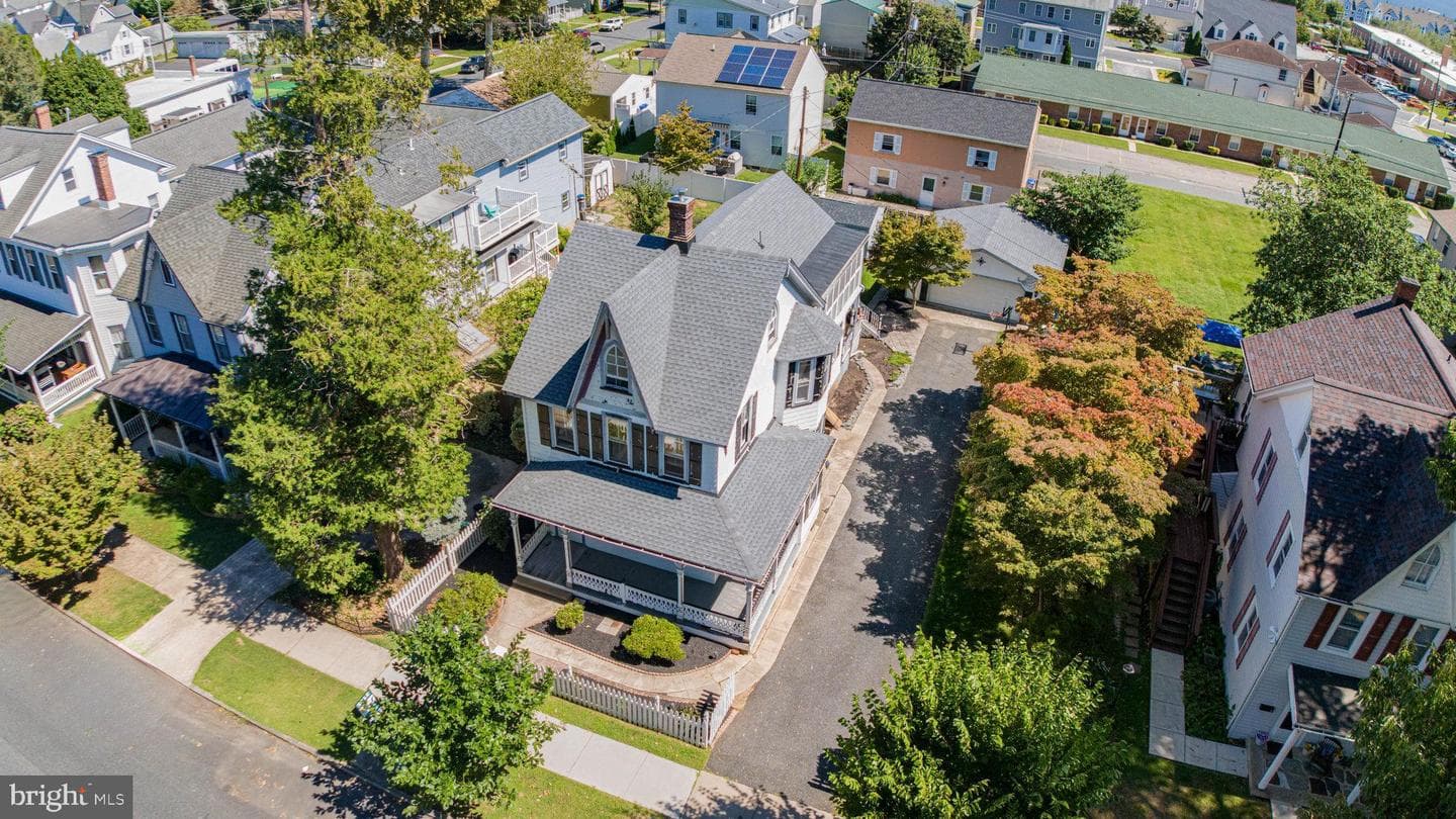 313 S Washington Street photo 40