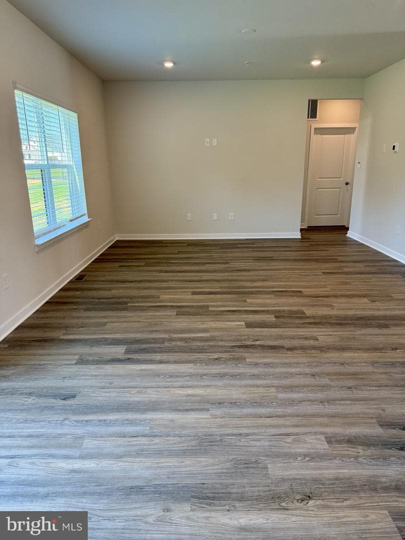 719 Beadilly Way photo 10