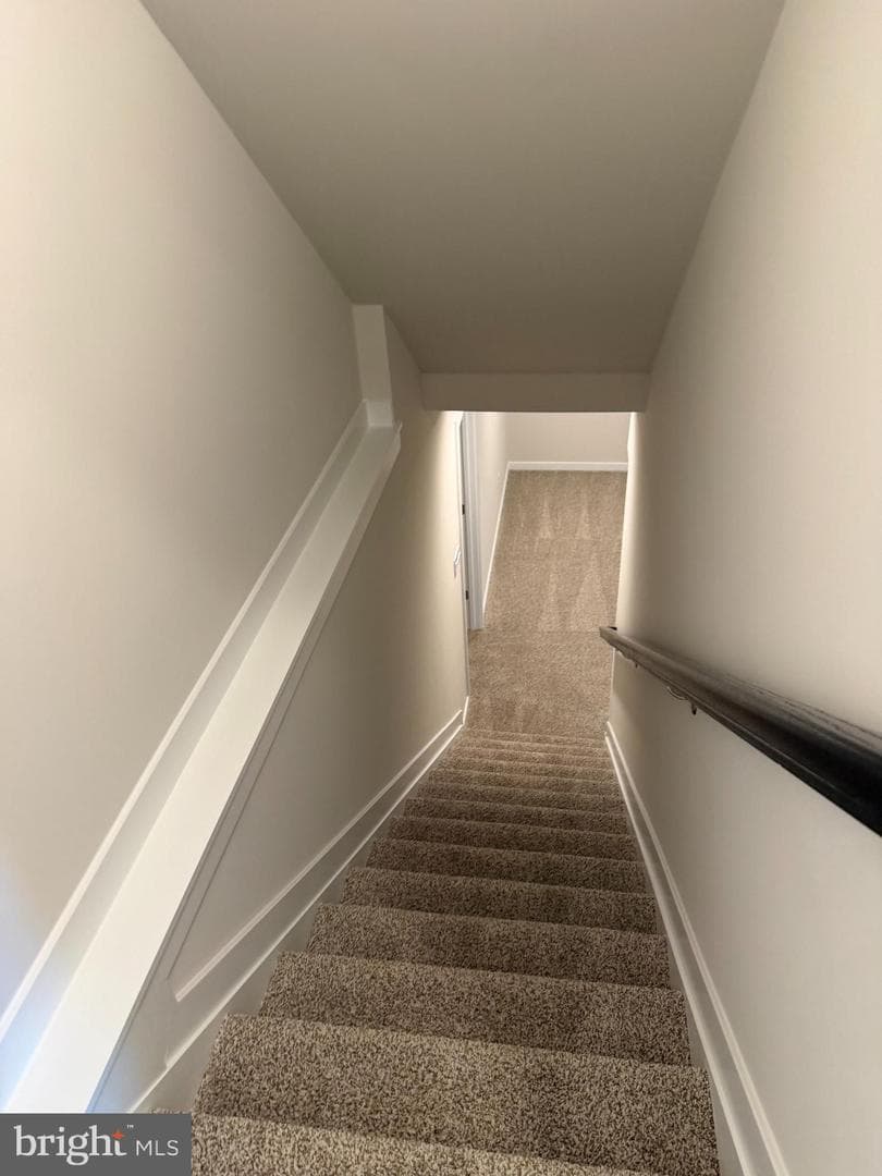 719 Beadilly Way photo 8