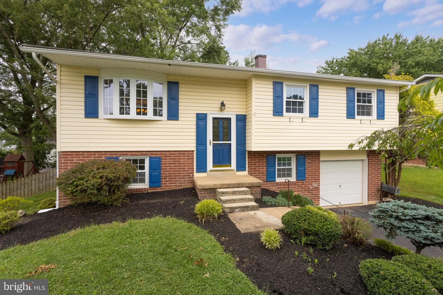 116 Duryea Drive photo 3