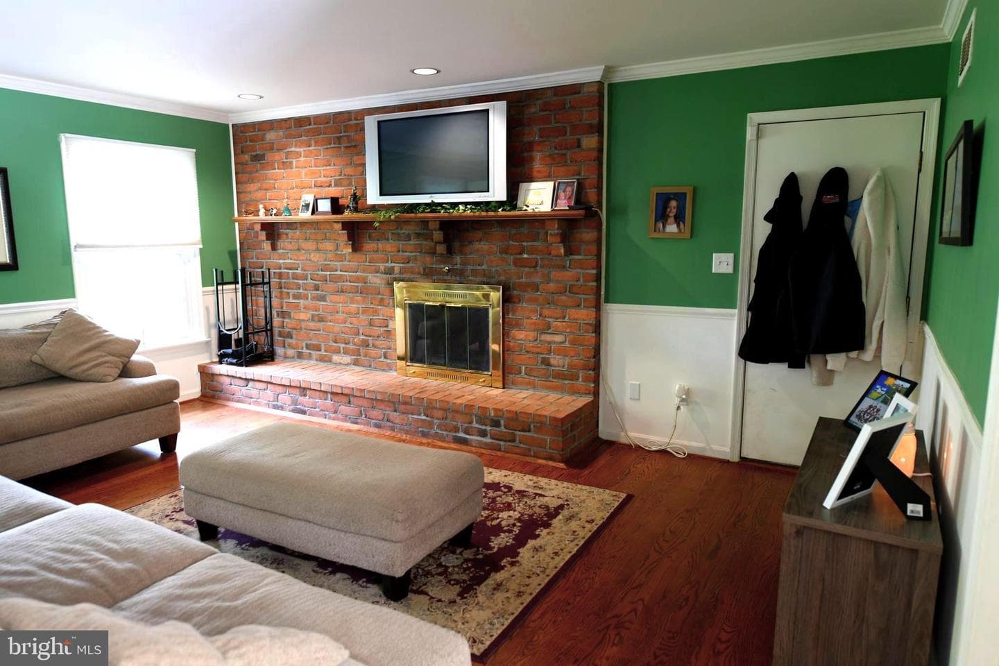 305 Rolling Knoll Drive photo 8