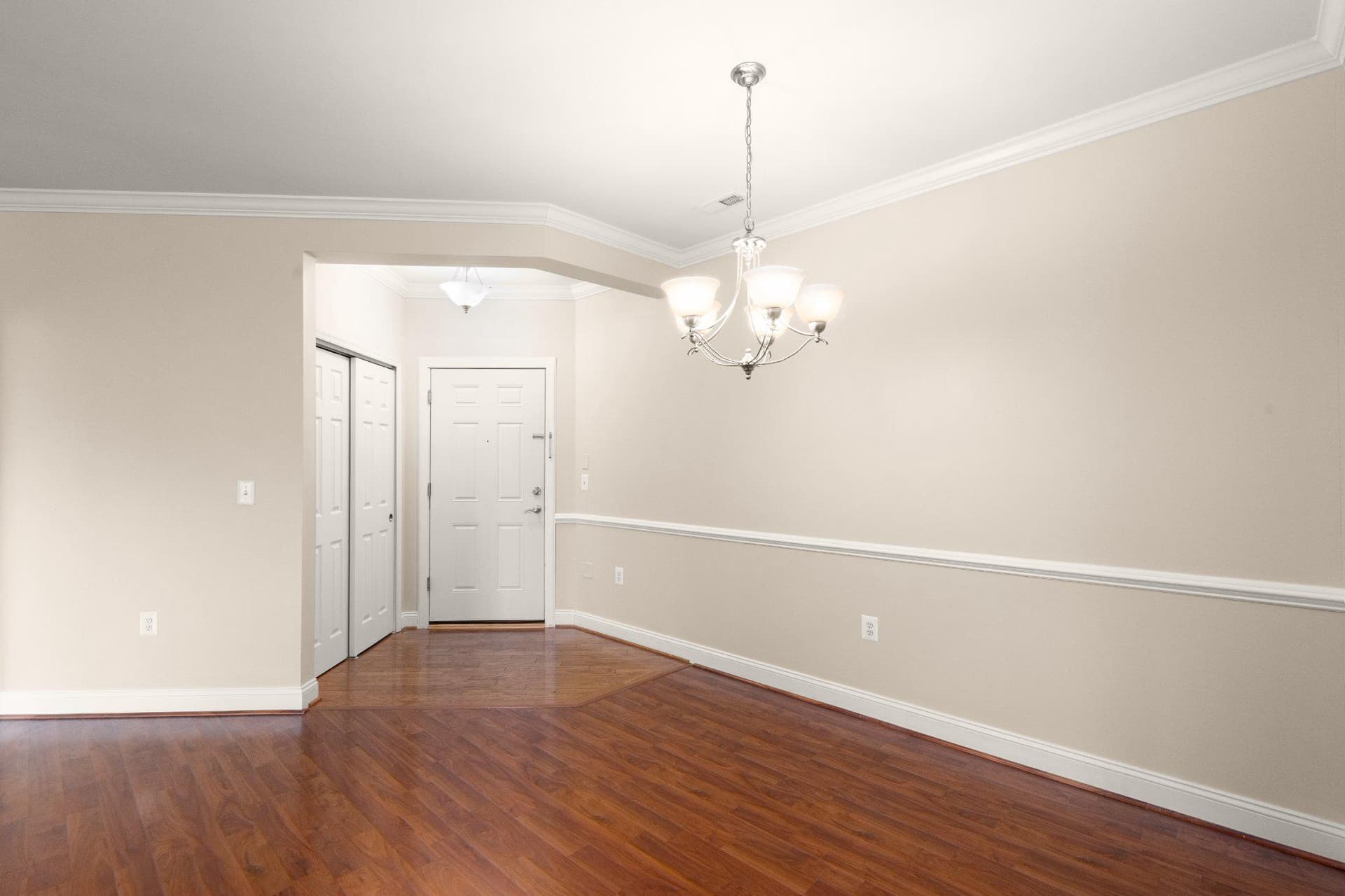 1603 Martha Court #402 photo 11