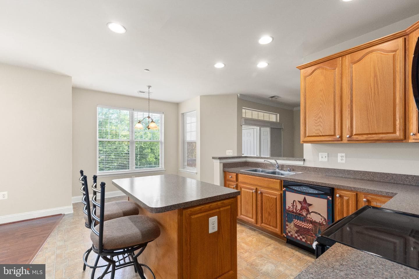 1603 Martha Court #402 photo 17