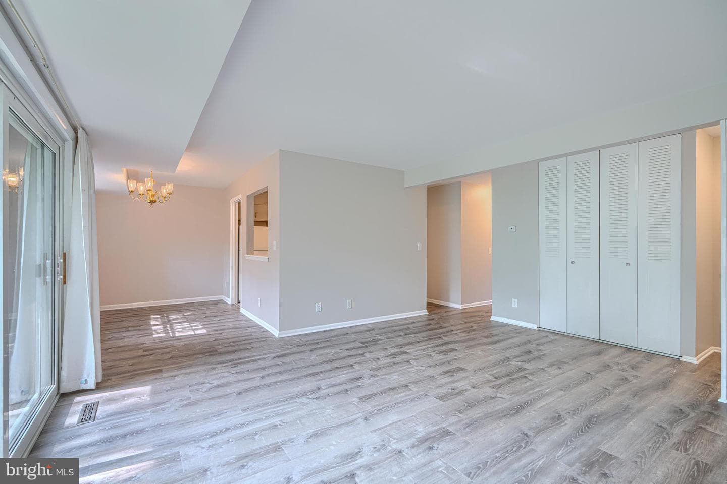 227 Crocker Drive #b photo 5