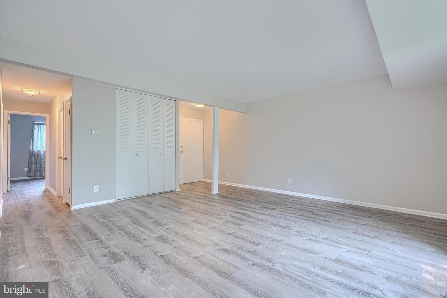 227 Crocker Drive #b photo 7