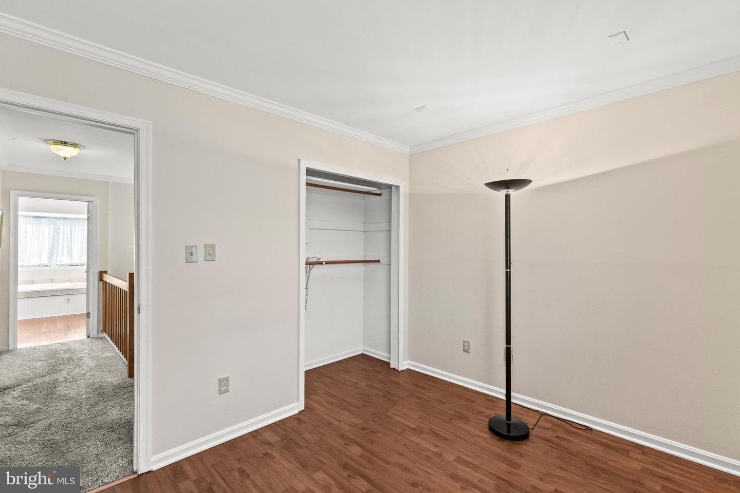 408 Kentmore Terrace photo 23