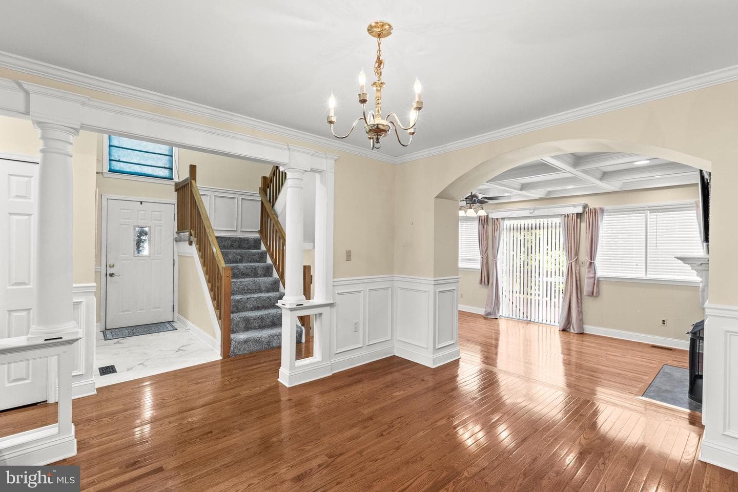 408 Kentmore Terrace photo 7