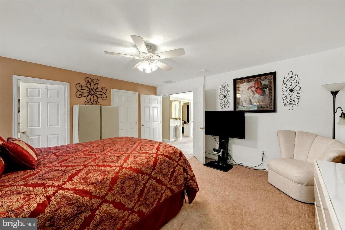 316 Woltham Court photo 23