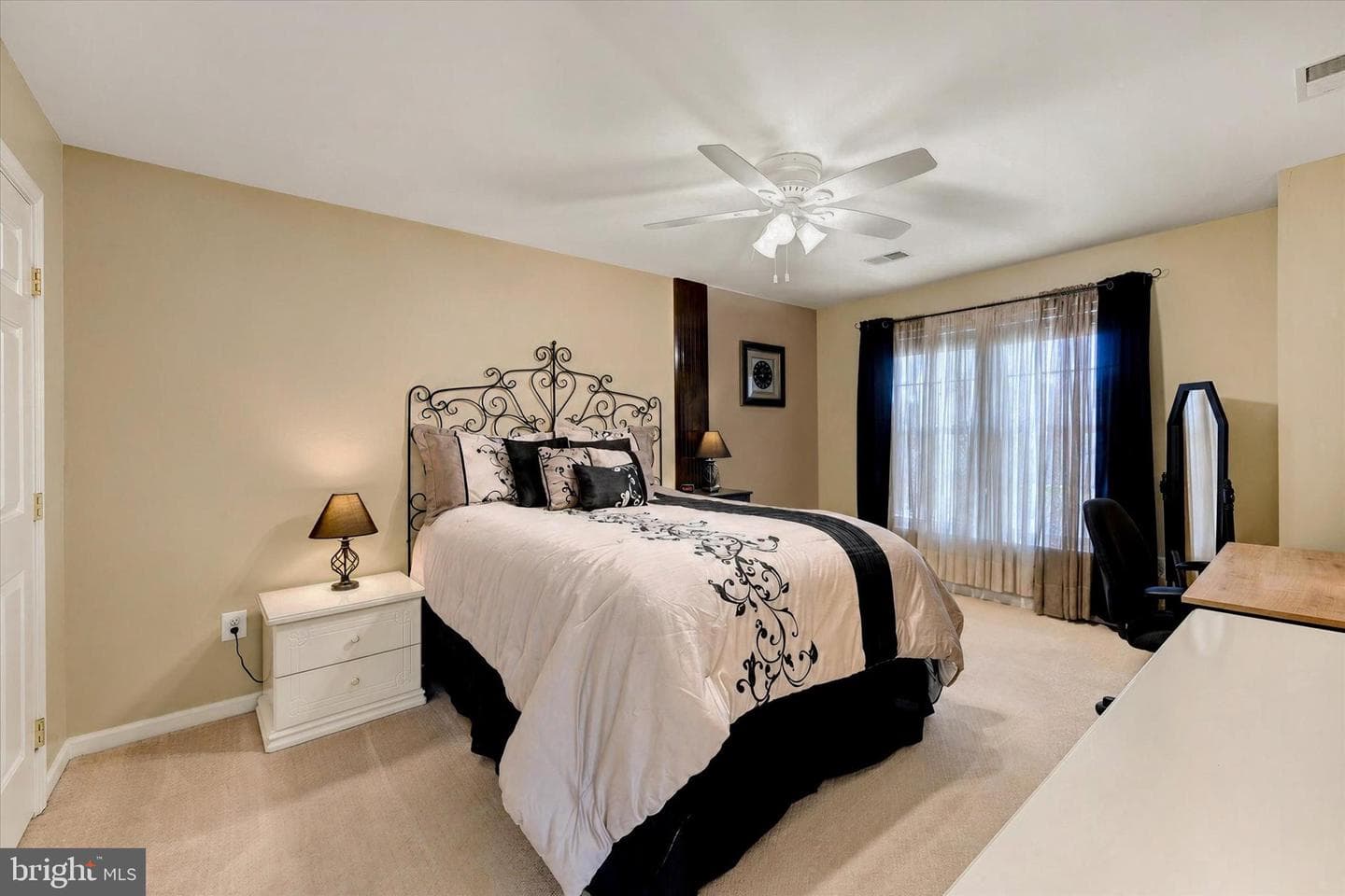 316 Woltham Court photo 28