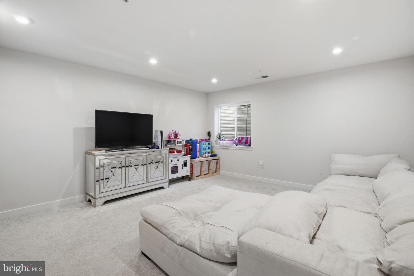 3162 Strasbaugh Drive photo 20